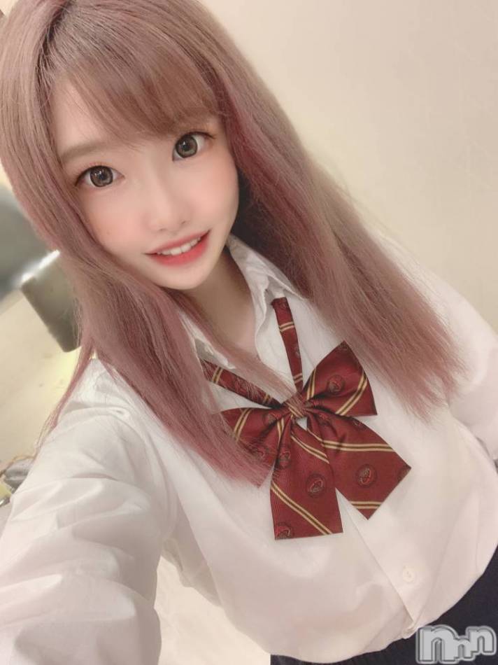 長岡デリヘル(ルーキー)の2020年7月19日お店速報「色白で透明感がハンパない19歳美少女『みほちゃん』今すぐご案内可能です」