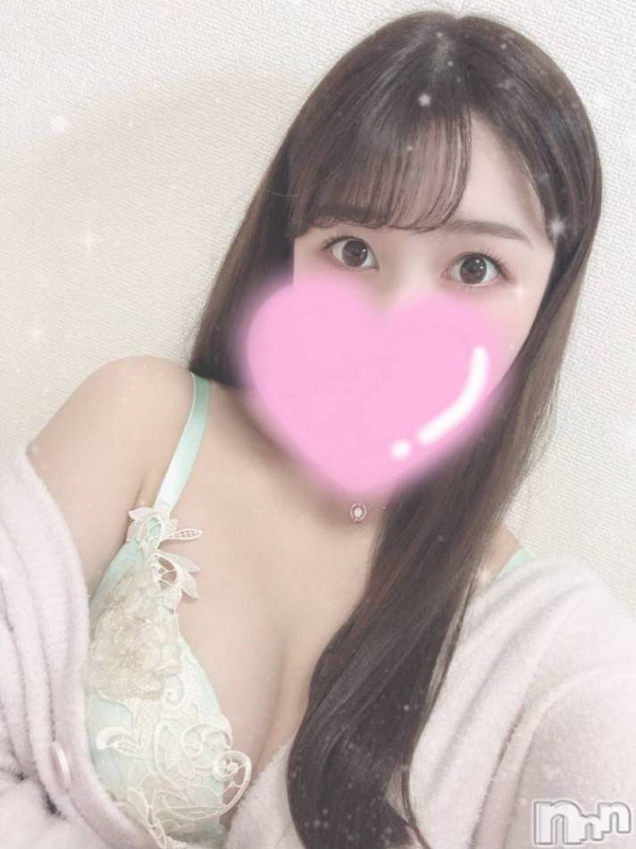 長岡デリヘル(ルーキー)の2020年7月25日お店速報「新卒入社の女子社員は横山由依似の巨乳ちゃん！！あおいちゃん残り2日間！！」