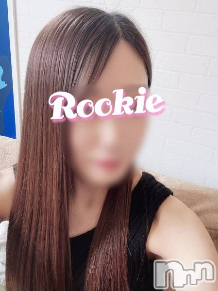 長岡デリヘル(ルーキー)の2020年7月31日お店速報「ほぼ未経験の綺麗系美女『りなちゃん』＆『るみちゃん』今すぐご案内可能です」