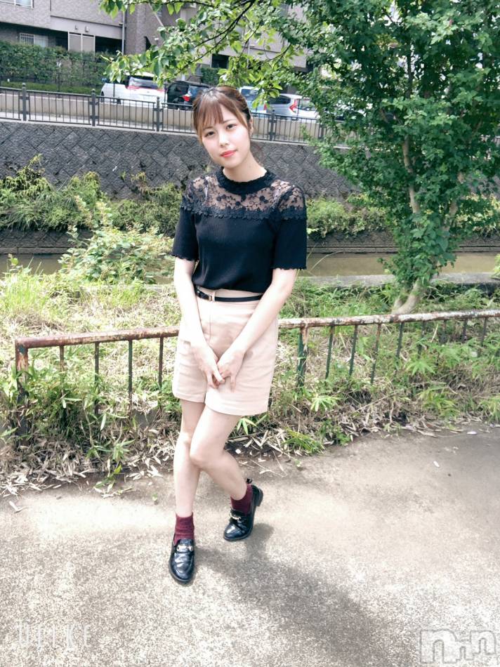 長岡デリヘル(ルーキー)の2020年8月1日お店速報「完全業界未経験×現役ウエイトレス『みつきちゃん』まだ空きございます！！」