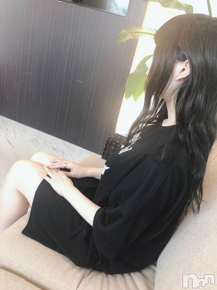 長岡デリヘル(ルーキー)の2020年8月28日お店速報「只今面接中！！19歳スレンダー巨乳美少女『ういちゃん』15時～御案内可」