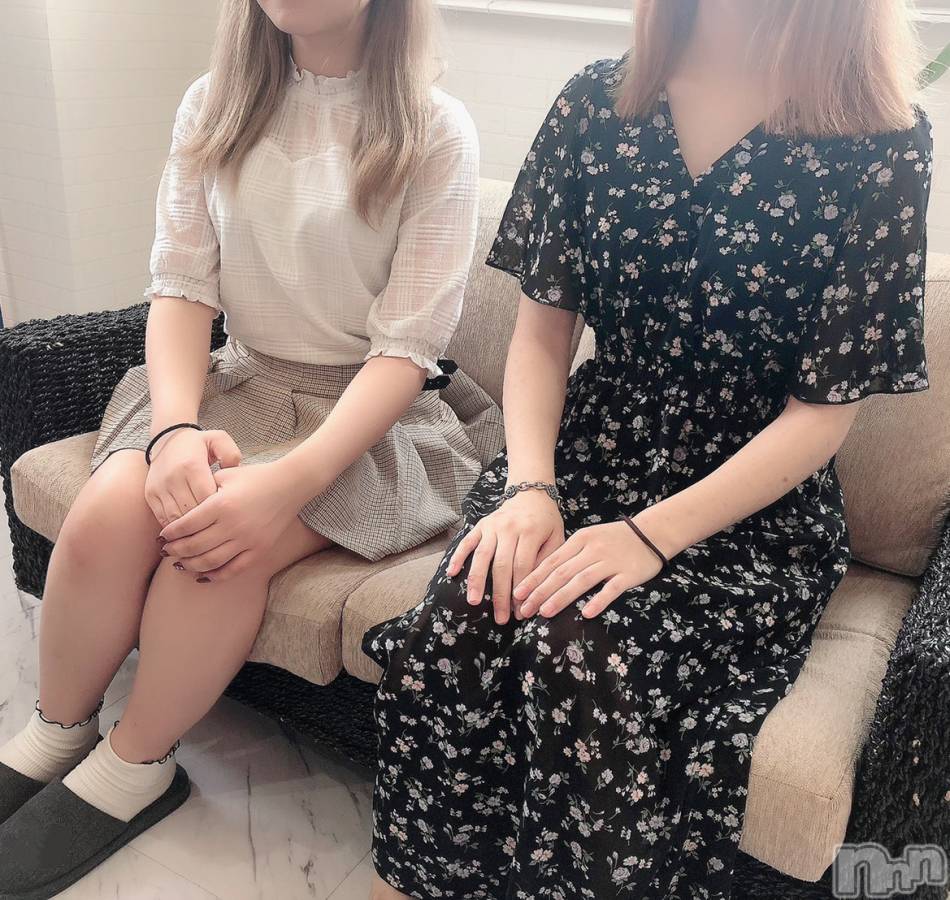 長岡デリヘル(ルーキー)の2020年9月17日お店速報「只今面接中！！3P可能！！19歳完全素人美少女2名が体験入店！！」