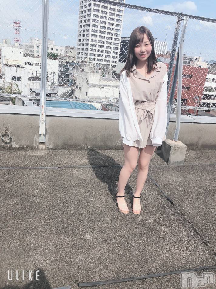 長岡デリヘル(ルーキー)の2020年9月24日お店速報「撮影オプション好評話題のTikTok美女『せなちゃん』12時～御案内可」