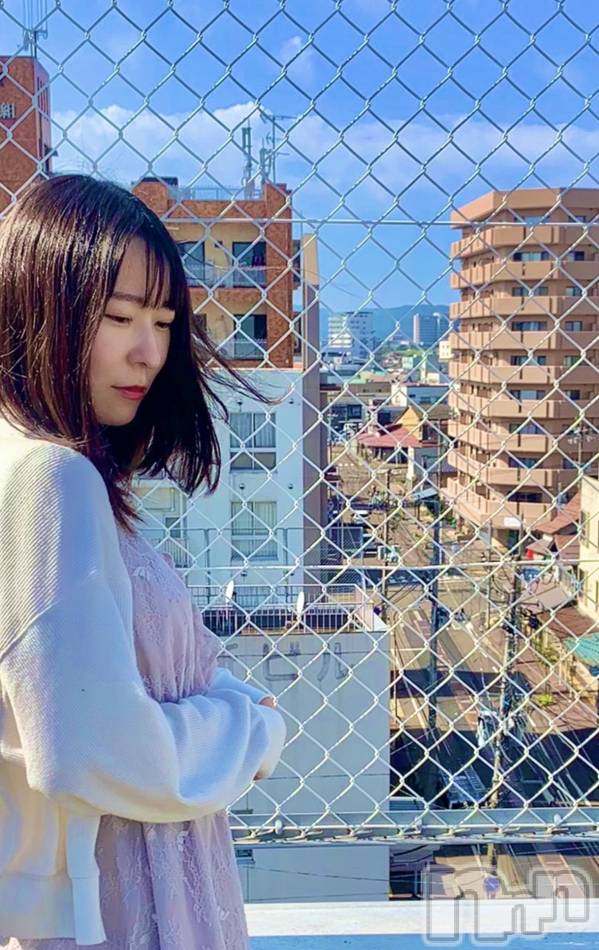 長岡デリヘル(ルーキー)の2020年10月4日お店速報「大人気！！ガッキー似のスレンダー清楚美女『みかちゃん』今すぐご案内可能」