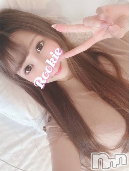 長岡デリヘル(ルーキー)の2020年10月13日お店速報「現役AV女優 『しのちゃん』本日15時より初出勤！！レべチの可愛さ」