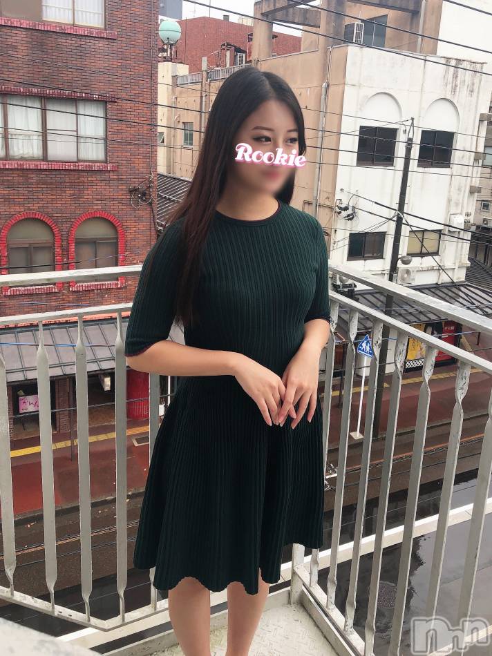 長岡デリヘル(ルーキー)の2020年11月9日お店速報「超可愛いですっ！！！！【現役女子大生】みらいちゃん今スグご案内可能です」