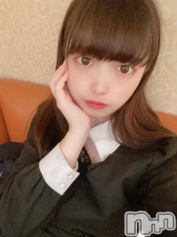 長岡デリヘル(ルーキー)の2020年11月22日お店速報「そんな目で見つめられるとキュンとくるなほみちゃん今すぐお客様の元へ」
