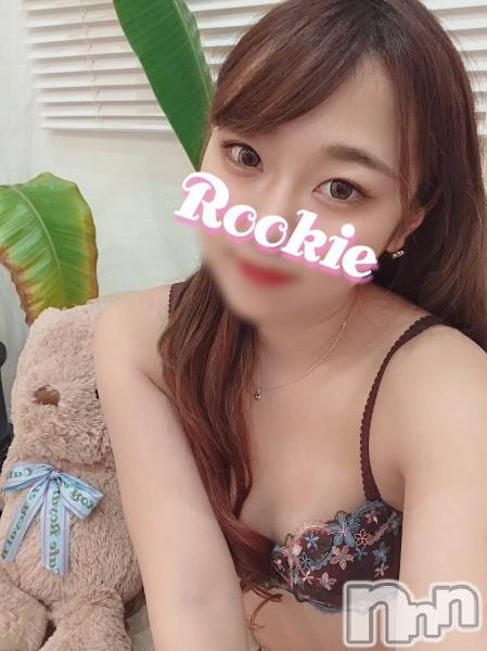 長岡デリヘル(ルーキー)の2021年1月11日お店速報「業界経験たった数日の現役女子大生『あきはちゃん』今すぐご案内可能です！！」