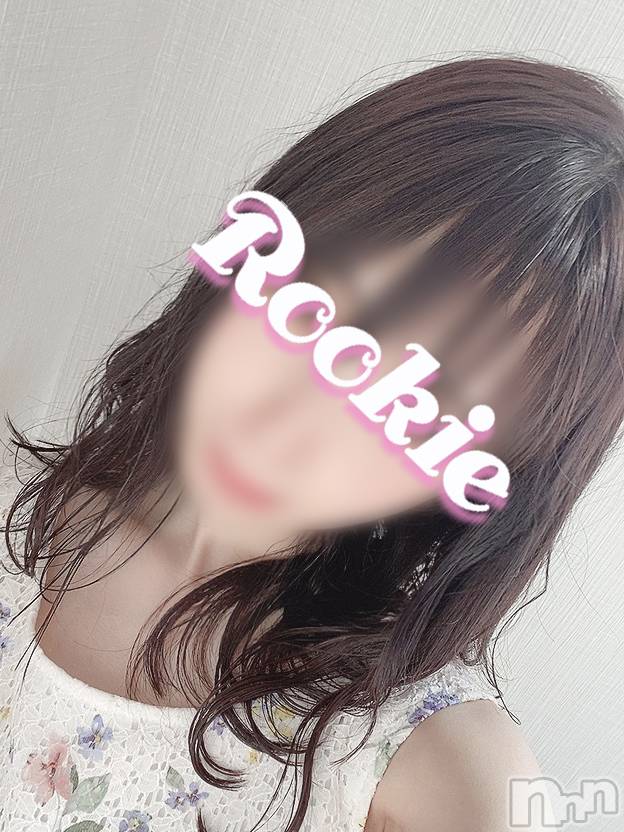 長岡デリヘル(ルーキー)の2021年5月3日お店速報「【必見！】完全業界未経験☆地元新潟23歳美女　心臓バクバクの中入店決定！」