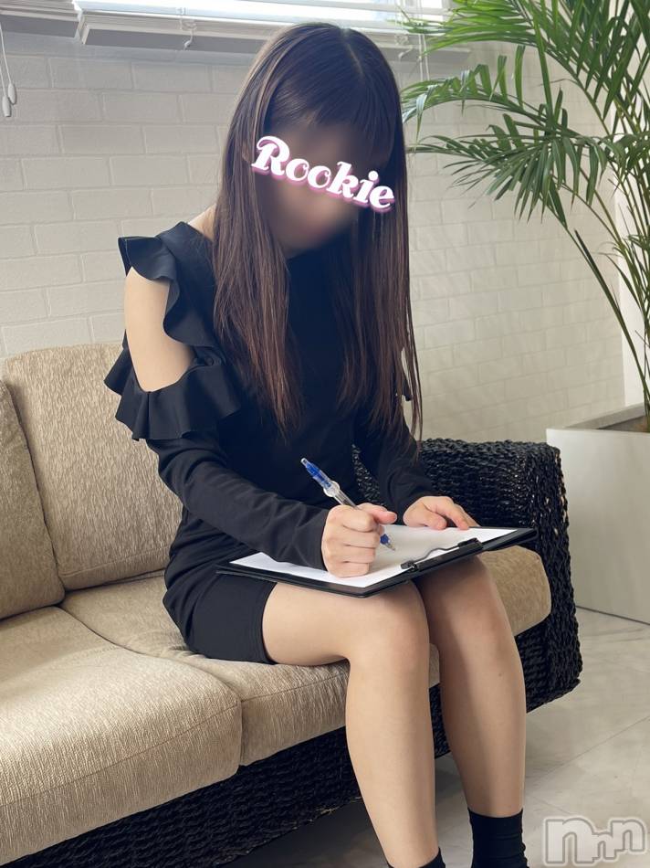 長岡デリヘル(ルーキー)の2021年9月16日お店速報「【新人入店速報】愛くるしさに悶絶必至『りくちゃん』16時以降ご案内可能！」