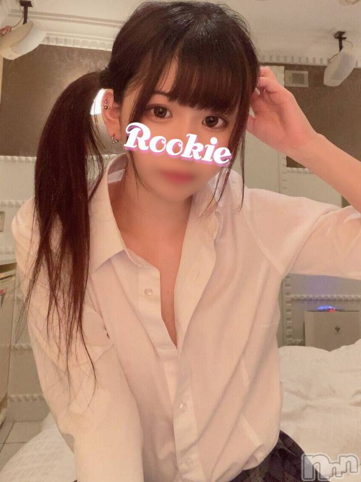 長岡デリヘル(ルーキー)の2021年9月23日お店速報「【本日初出勤♪】現役大学生はHなバレリーナ『ゆのちゃん』今すぐご案内可能」