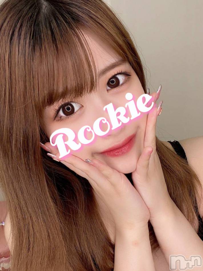 長岡デリヘル(ルーキー)の2021年10月23日お店速報「【大注目！！】空き枠発生中鷲見玲奈似の現役AV女優♪ 『春名紗奈ちゃん』」