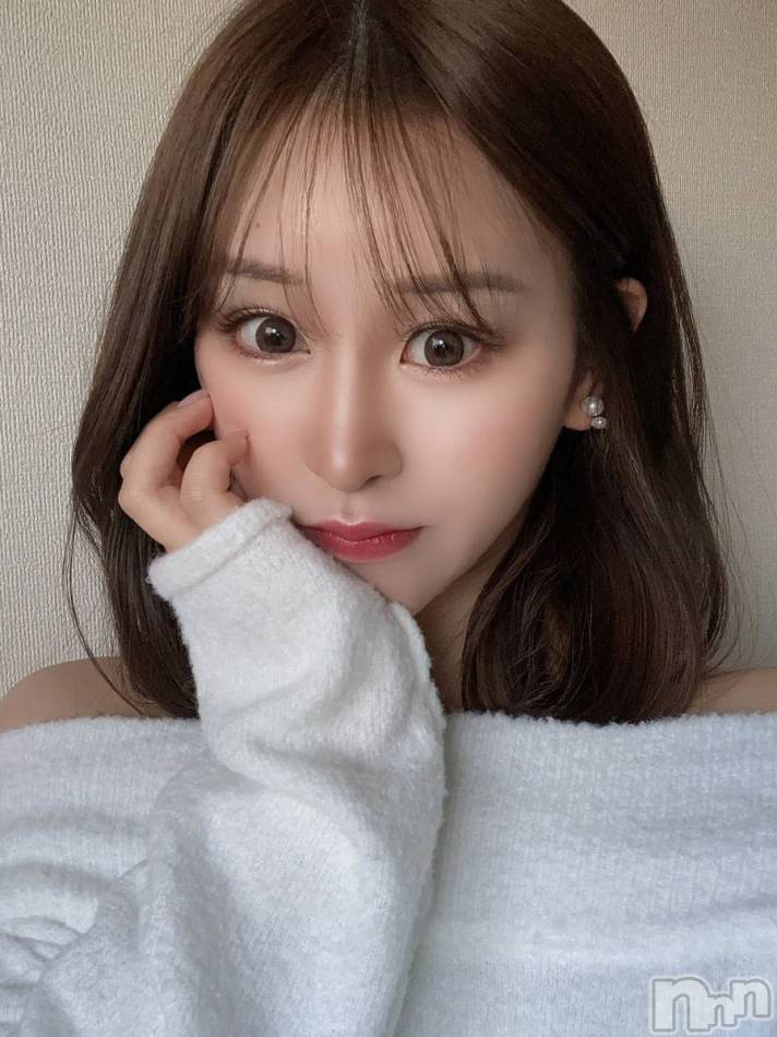 長岡デリヘル(ルーキー)の2022年1月2日お店速報「【店長オススメ】本日初出勤超期待のプラチナ級美女『みやびちゃん』」