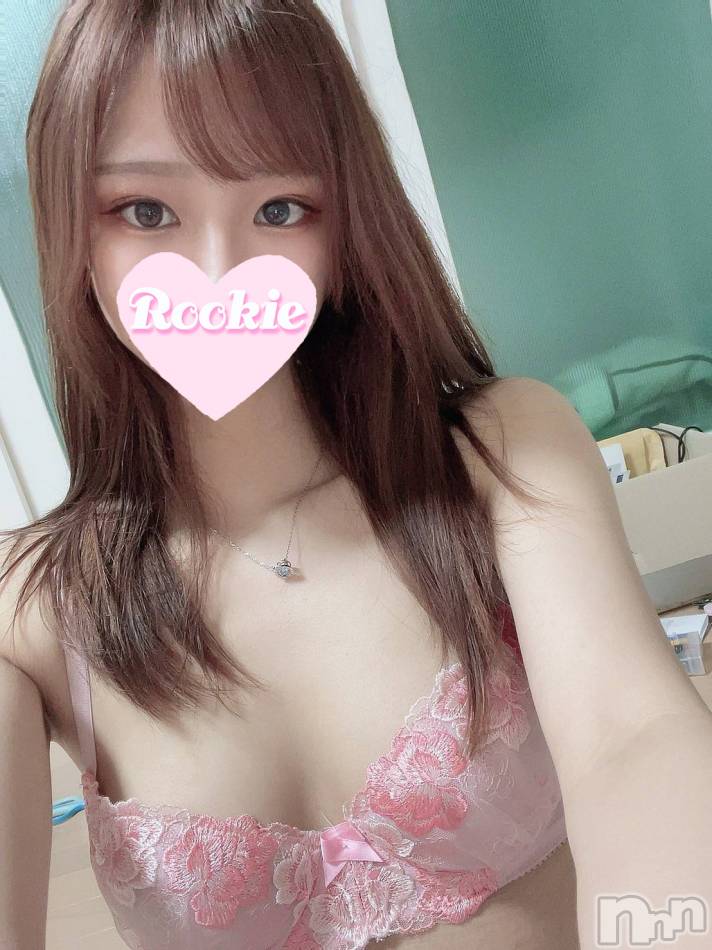 長岡デリヘル(ルーキー)の2022年1月14日お店速報「【初出勤】キレカワモデル系美女『つばめちゃん』体験入店決定です」