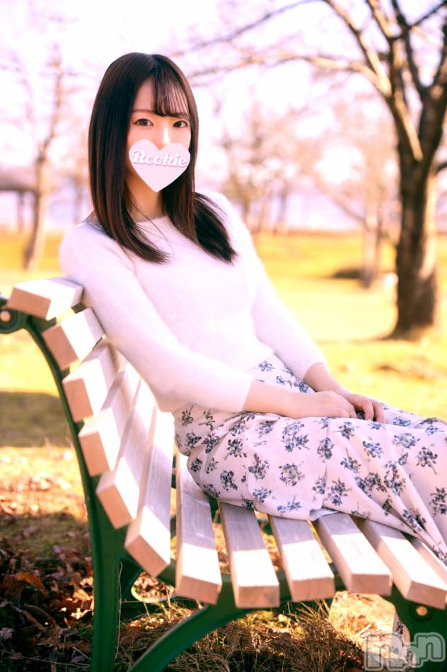 長岡デリヘル(ルーキー)の2022年1月16日お店速報「【本日最終日】残り枠極僅か白百合系美女『ななせちゃん☆No1』出勤」