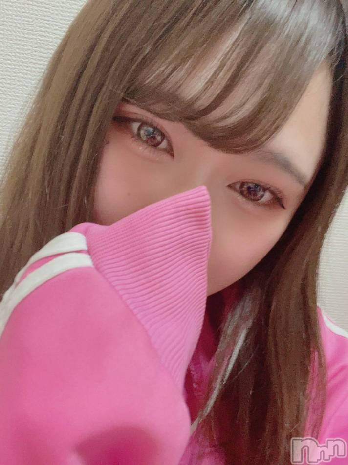 長岡デリヘル(ルーキー)の2022年1月25日お店速報「【新人入店速報】ドMな潮吹きFカップ美女『かりなちゃん』要チェック」