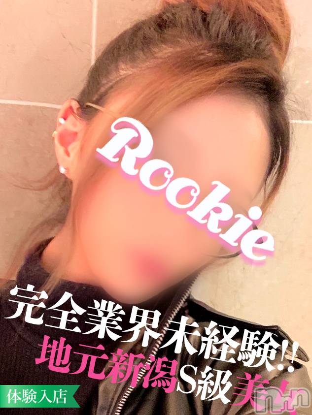 長岡デリヘル(ルーキー)の2022年2月10日お店速報「【初出勤】完全業界未経験×地元新潟S級美女『なみちゃん』超オススメ」