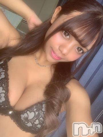 長岡デリヘル(ルーキー)の2022年2月12日お店速報「【人気急上昇南米ハーフの爆乳美女『ローラちゃん』絶賛出勤中」