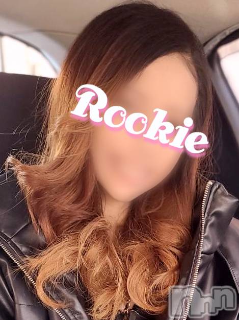 長岡デリヘル(ルーキー)の2022年2月18日お店速報「【人気沸騰中】地元新潟の現役モデル『なみちゃん』本日出勤です」