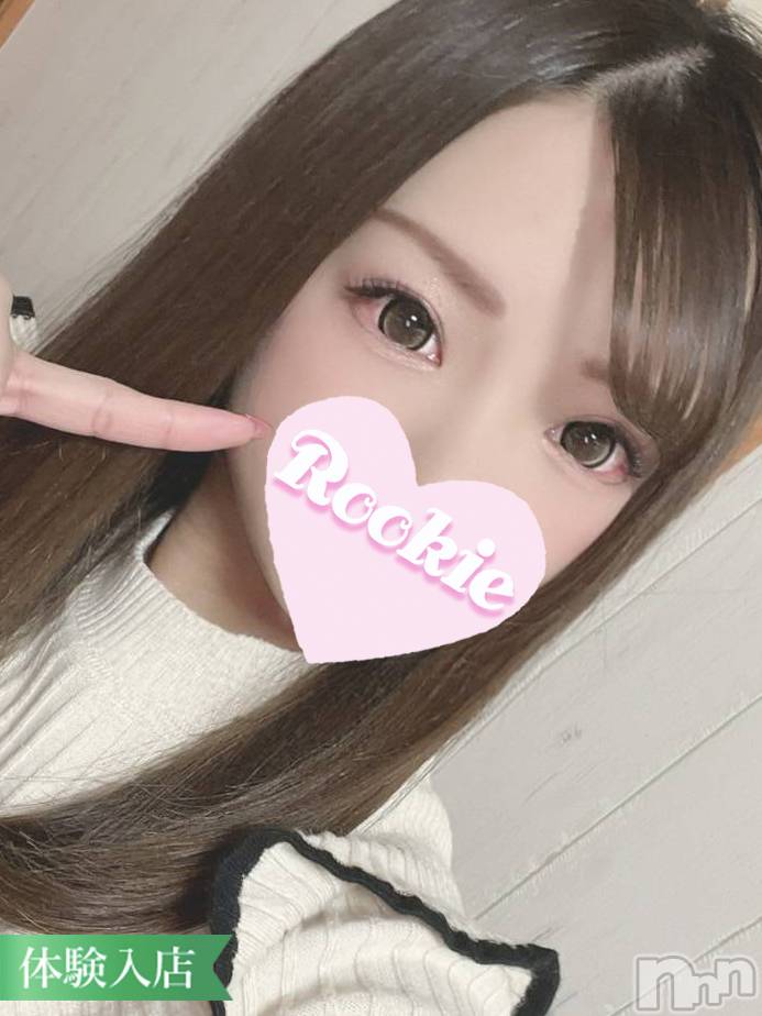 長岡デリヘル(ルーキー)の2022年3月10日お店速報「【大注目！】キレイ系のお顔立ちの美女『しほちゃん』本日体験入店です」