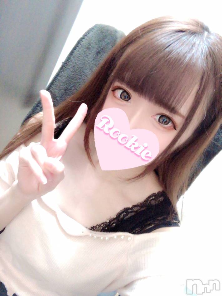 長岡デリヘル(ルーキー)の2022年3月19日お店速報「【大人気！】完全アイドル級美女『なるねちゃん』ご予約受付中です」