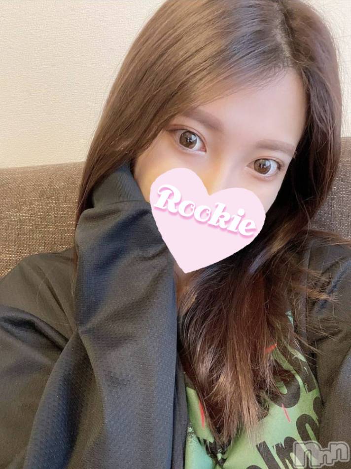 長岡デリヘル(ルーキー)の2022年4月4日お店速報「【本日最終日】ガチ惚れ注意の現役女子大生『ゆかちゃん』空き枠あります」