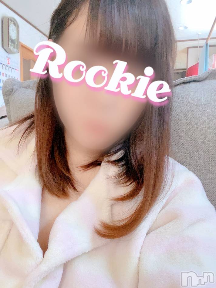 長岡デリヘル(ルーキー)の2022年4月12日お店速報「超敏感体質のご奉仕大好き美女『ふみかちゃん』オススメです」