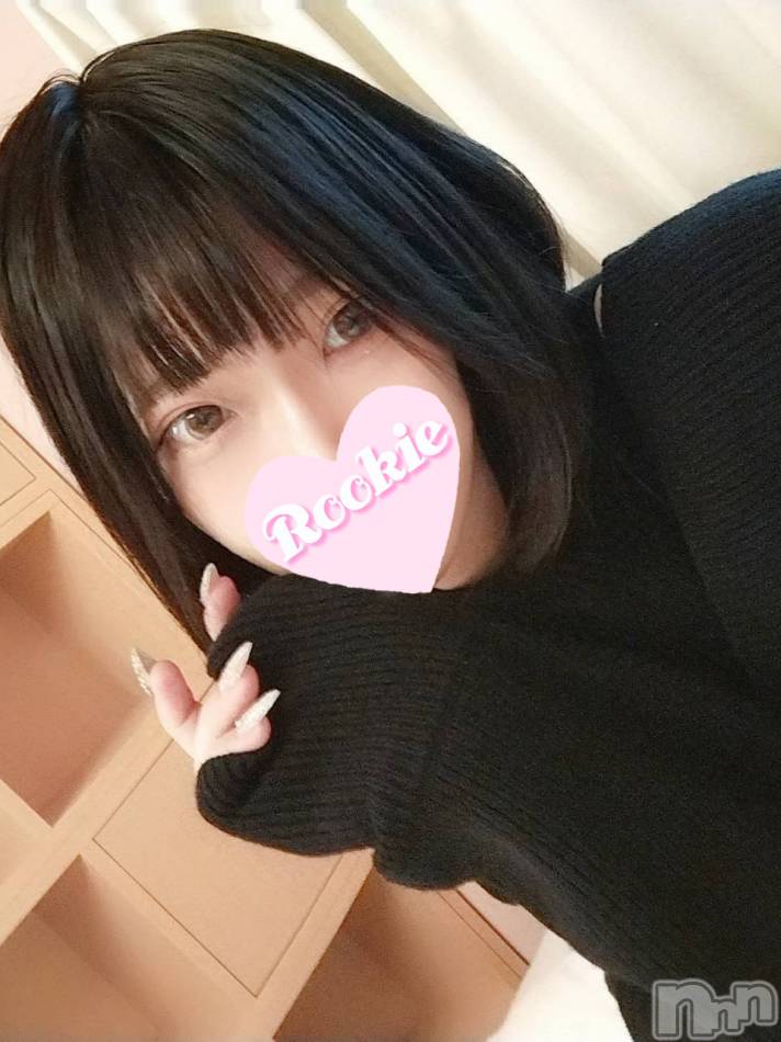 長岡デリヘル(ルーキー)の2022年4月13日お店速報「キス＆イチャイチャ好き黒髪ショート美女『れいあちゃん』初出勤です」