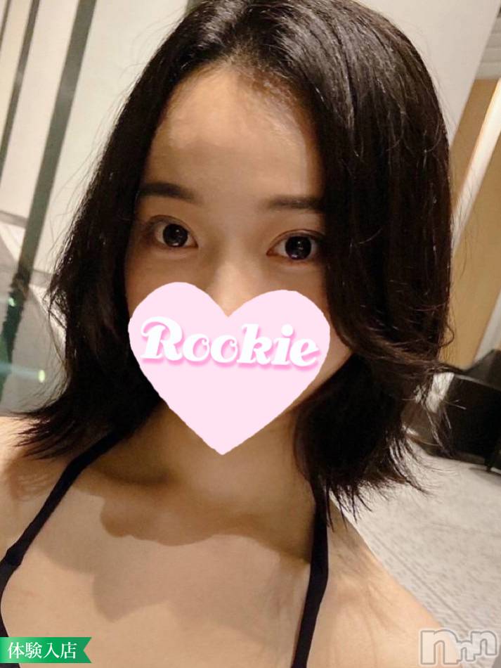 長岡デリヘル(ルーキー)の2022年5月25日お店速報「大注目現役美大生の平手友◯奈似美女『すずかちゃん』本日初出勤！」
