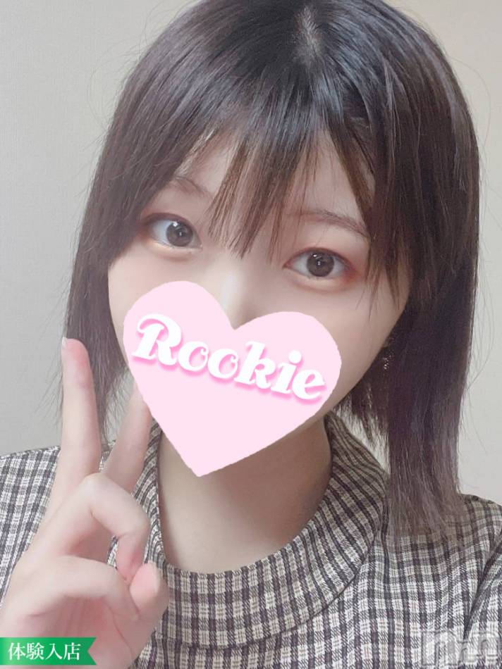 長岡デリヘル(ルーキー)の2022年6月6日お店速報「小柄で清楚なショートヘア美女『ちはやちゃん』本日初出勤です」