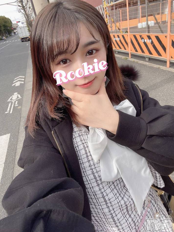 長岡デリヘル(ルーキー)の2022年6月11日お店速報「連日ほぼ完売広瀬すず似の現役女子大生『ひなちゃん』大好評出勤です」