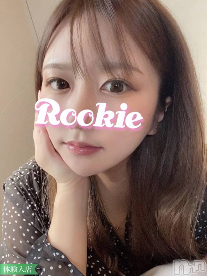 長岡デリヘル(ルーキー)の2022年6月15日お店速報「【人気急上昇中】魅惑的なGカップ美巨乳『ゆかりちゃん』」
