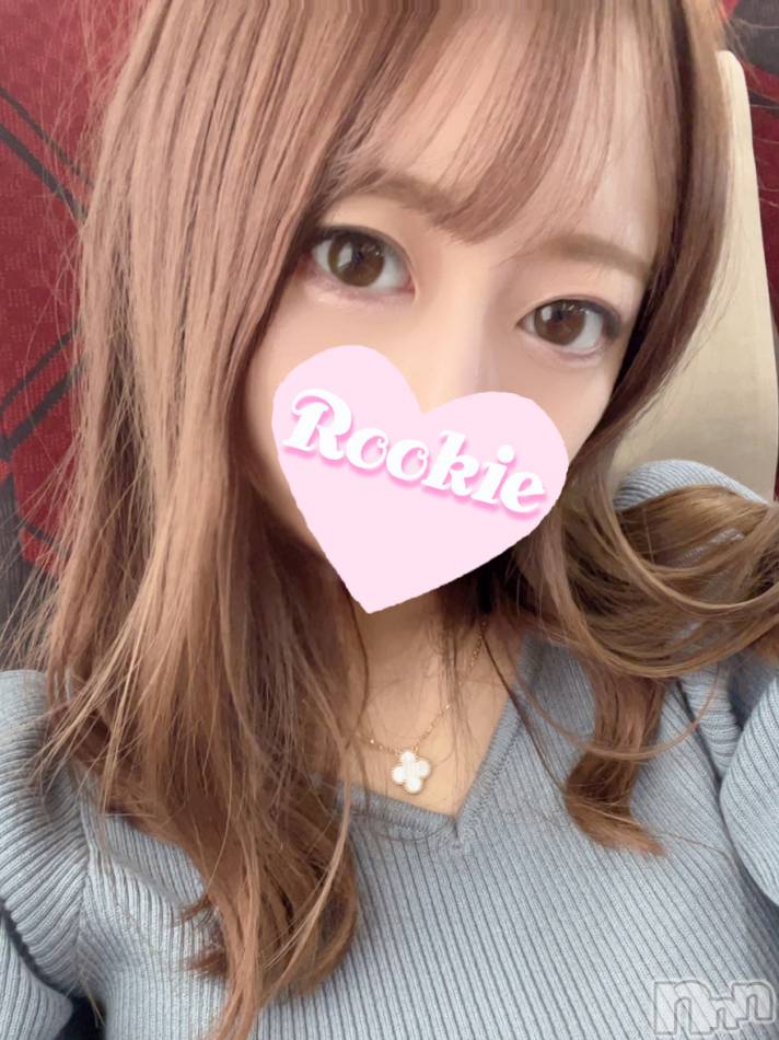 長岡デリヘル(ルーキー)の2022年7月3日お店速報「パーフェクトボディの現役保育士『あずちゃん』ご予約受付中です」