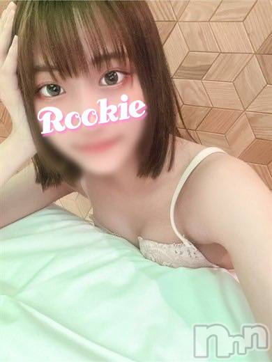 長岡デリヘル(ルーキー)の2022年8月12日お店速報「業界経験浅めの18歳ドM女子大生『しずくちゃん』本日体験入店中です」