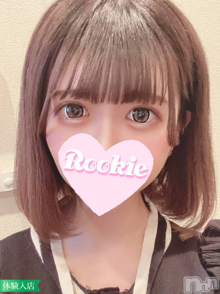 長岡デリヘル(ルーキー)の2022年8月16日お店速報「美乳美尻の正統派美少女『みこちゃん』出勤中です」