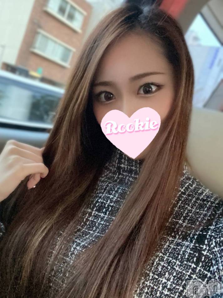 長岡デリヘル(ルーキー)の2022年9月12日お店速報「【当店オススメ】完全モデル級美女『みりかちゃん』15時から初出勤」