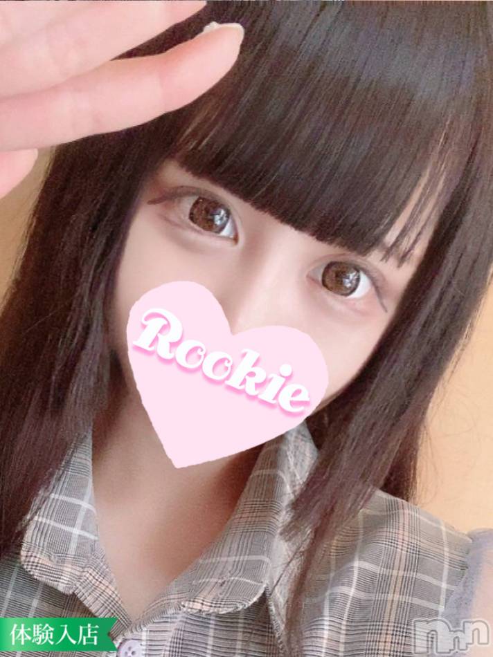 長岡デリヘル(ルーキー)の2022年9月14日お店速報「【注目】経験極浅アイドル系美少女『なつめちゃん』本日体験入店決定」