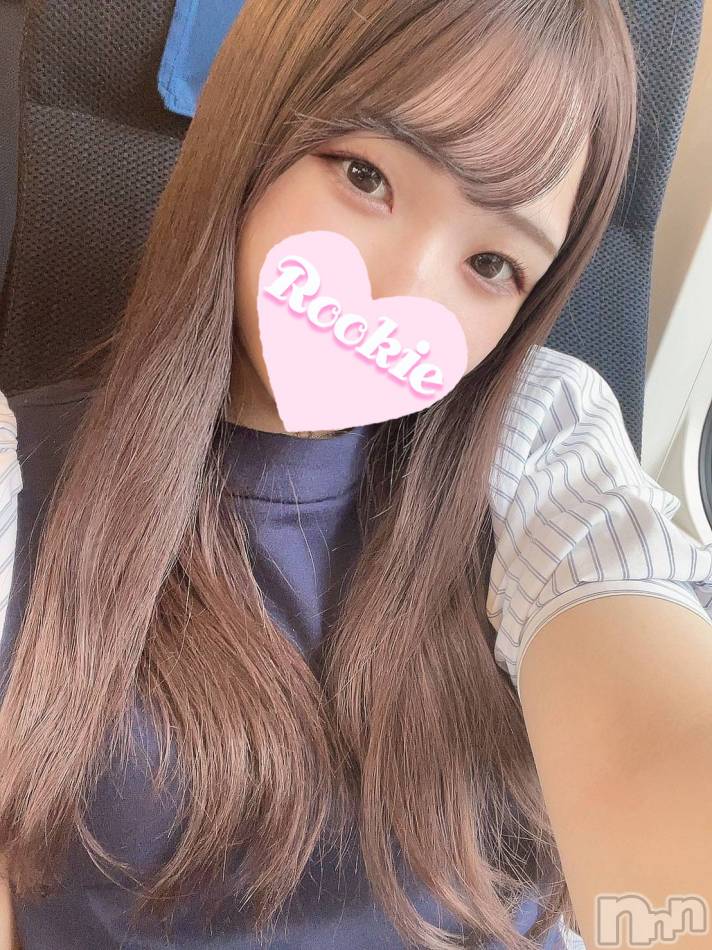長岡デリヘル(ルーキー)の2022年10月5日お店速報「【注目】綺麗系スレンダーボディ『るりちゃん』本日より体験入店決定」