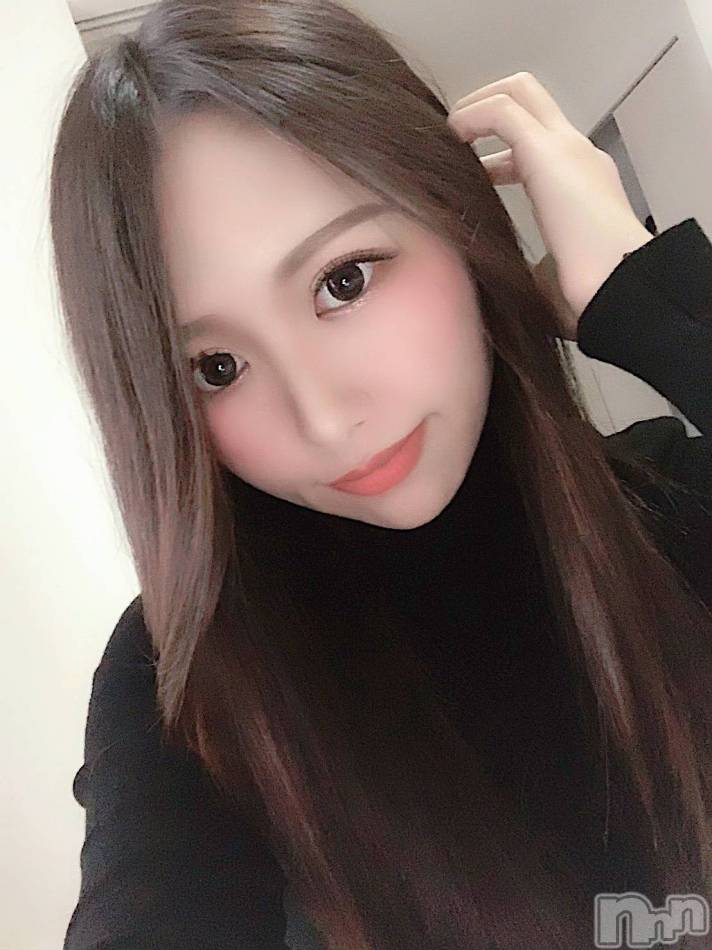 長岡デリヘル(ルーキー)の2022年10月25日お店速報「【当店オススメ】現役モデル×ドMなハーフ系美女 『ひなちゃん』」