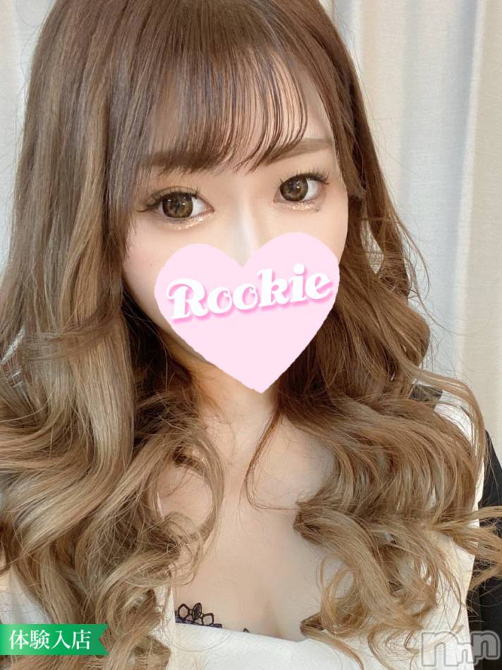 長岡デリヘル(ルーキー)の2022年11月25日お店速報「【無料OP多数】細身巨乳のお色気女『りのちゃん』本日初出勤です」