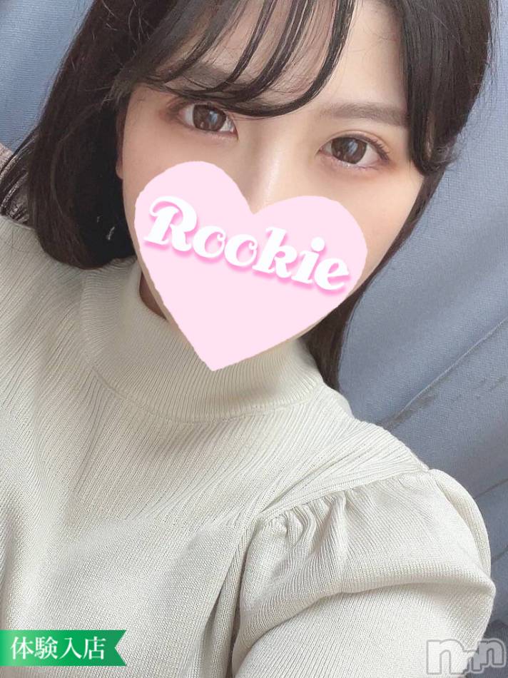 長岡デリヘル(ルーキー)の2022年12月16日お店速報「【当店オススメ】愛嬌満点癒し系美少女『ゆいちゃん』本日初出勤です」