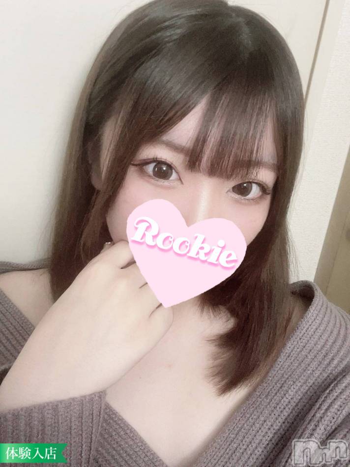 長岡デリヘル(ルーキー)の2022年12月30日お店速報「【写真撮影無料】元気溢れる笑顔の18歳美少女『あちちゃん』初出勤」