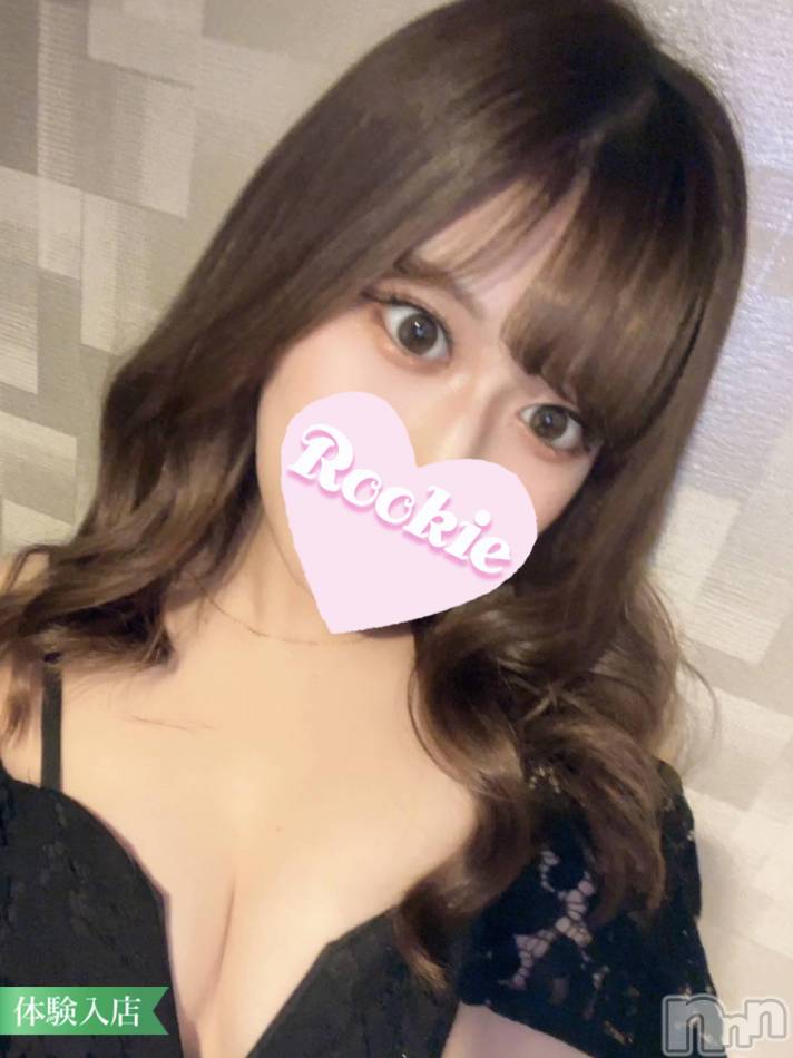 長岡デリヘル(ルーキー)の2022年12月31日お店速報「【注目】純白美肌×美尻のセクシー美女『ゆうなちゃん』本日初出勤」