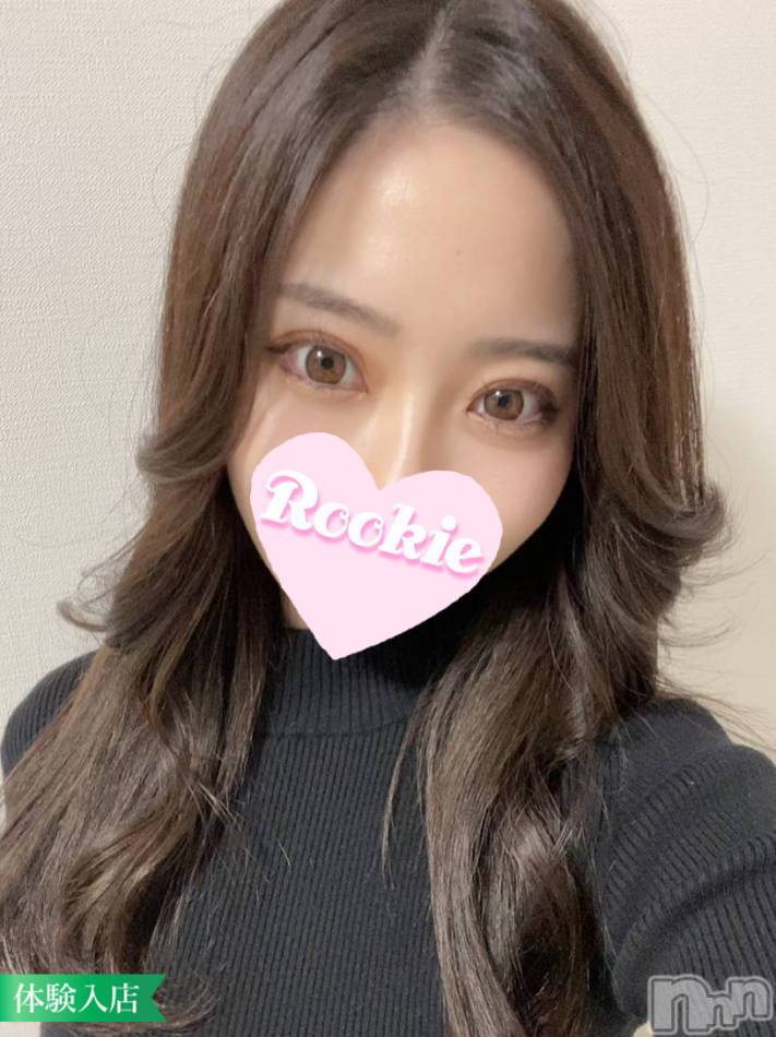 長岡デリヘル(ルーキー)の2023年1月7日お店速報「【注目】小柄細身のEカップ美巨乳『りっかちゃん』本日より初出勤です」