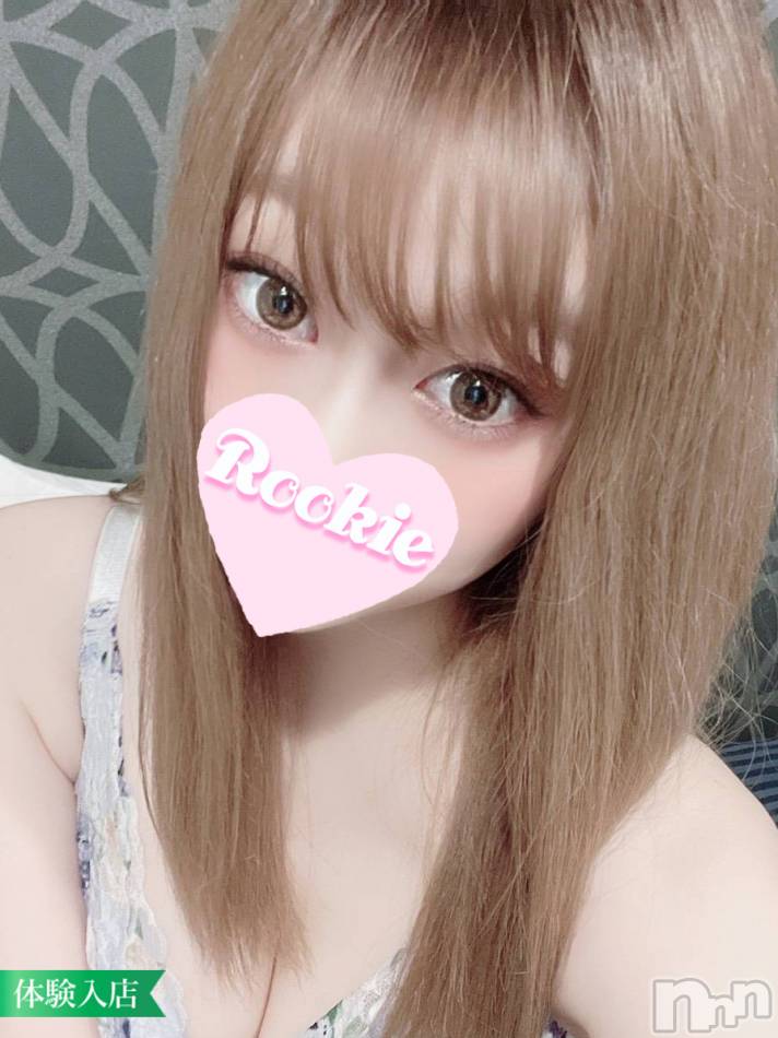 長岡デリヘル(ルーキー)の2023年2月3日お店速報「【オススメ】濃密濃厚プレイが得意な美女『れいかちゃん』初出勤です」