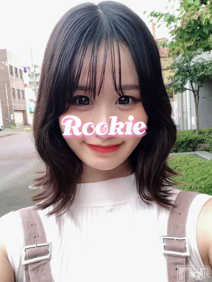 長岡デリヘル(ルーキー)の2023年3月27日お店速報「ご奉仕型ドM美少女『ひなみちゃん』えっちが好きな18歳の女の子です」