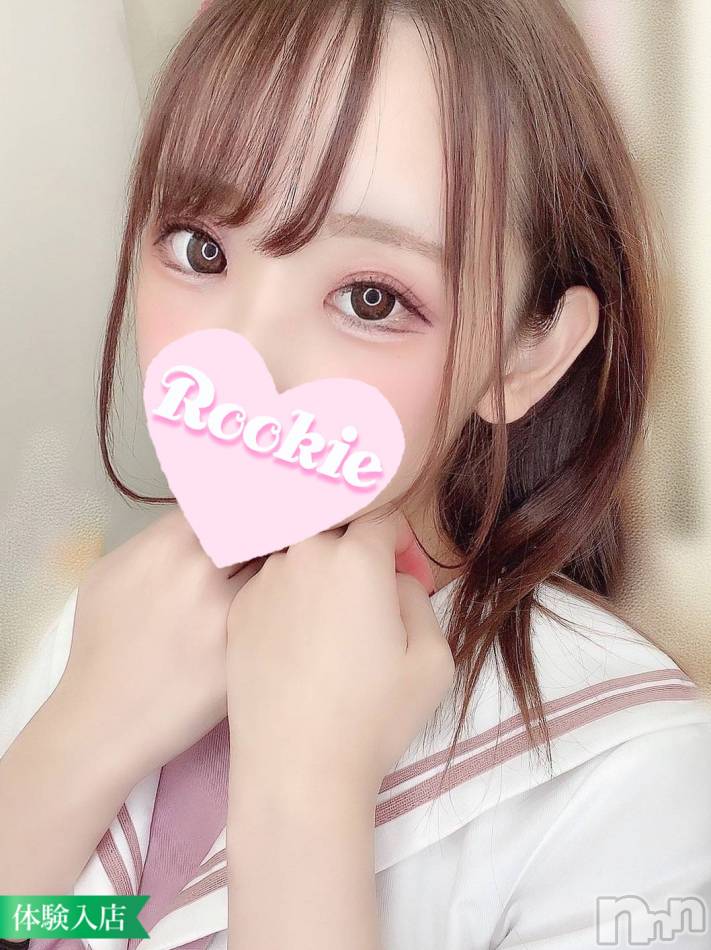 長岡デリヘル(ルーキー)の2023年4月7日お店速報「キュートな美少女『なつみちゃん』昇天必至のぬるぬる素股は必見です」
