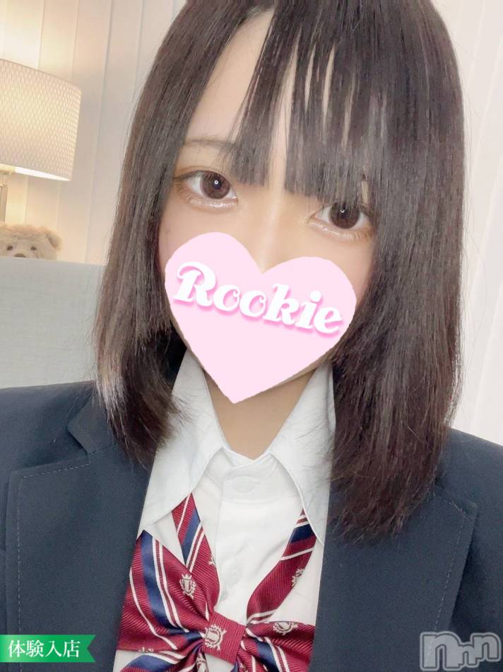 長岡デリヘル(ルーキー)の2023年4月18日お店速報「【新人入店速報】細身パイ〇ン美少女『みいちゃん』本日体験入店決定」