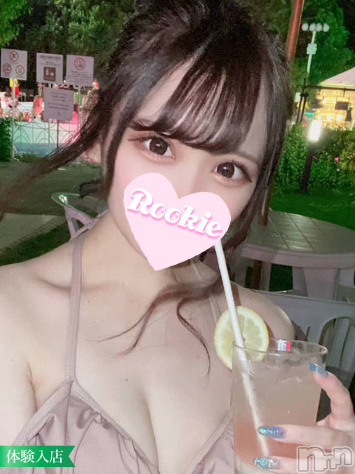 長岡デリヘル(ルーキー)の2023年4月19日お店速報「最高峰の美巨乳美少女『さゆちゃん』当店イチオシのルックスです」