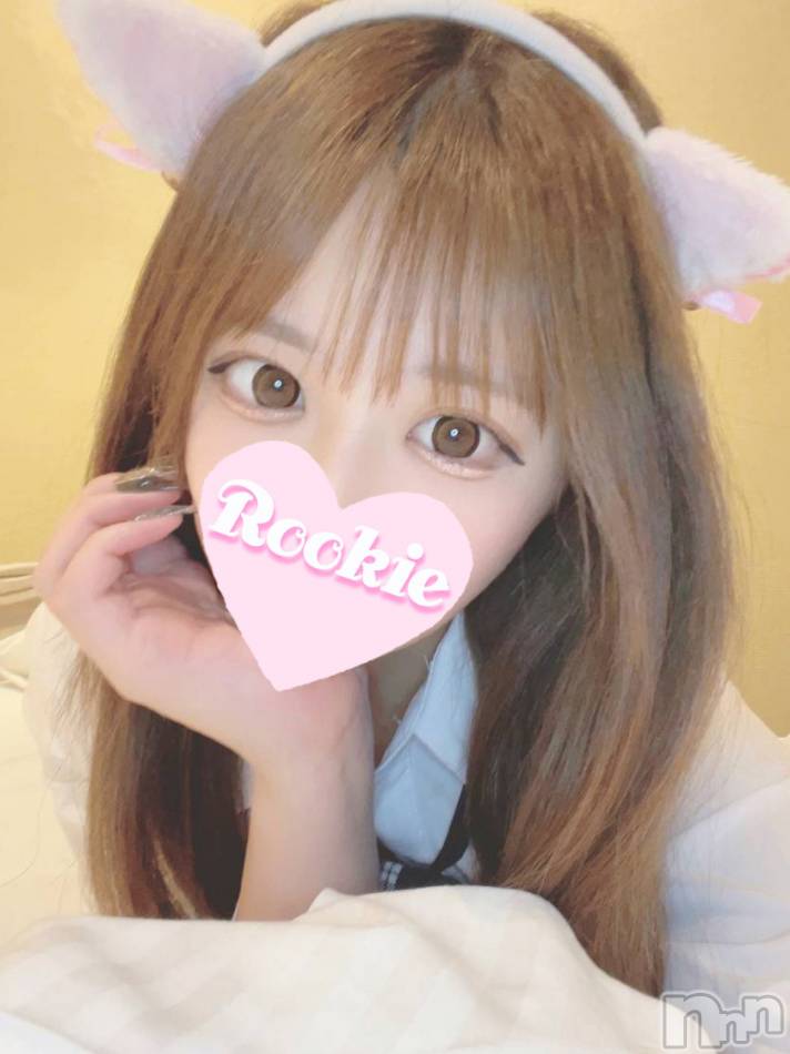 長岡デリヘル(ルーキー)の2023年6月17日お店速報「もちもち美肌の18歳美少女『みりかちゃん』本日より初出勤です」